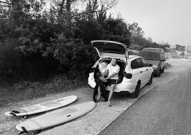 homme professionnel au telephone